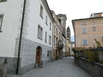 (241'206) - Gasse in Poschiavo am 13.