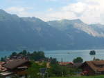 (219'290) - Iseltwald mit Dampfschiff L�tschberg und Schn�ggeninseli am 1.