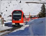 Zwei MGB  Orion  mit dem ABeh 8/12 310 an der Spitze erreichen Andermatt. Der Zug ist als R 45 839 von Disentis (ab 13:14) nach Andermatt (an 14:22) unterwegs.

21. Januar 2025