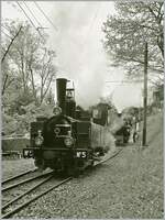 Nostalgie & Vapeur 2021  /  Nostalgie & Dampf 2021  - Nachdem die G 2x 2/2 105 (verdeckt im Hintergrund) ihre Vorräte ergänzt hatte, fährt sie wird sie in den Bahnhof von Chaulin