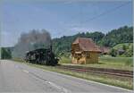 Mit einem Dampfzug der  Emmentalbahn  auf der Fahrt nach Wasen i. E. erreicht die E 3/3 853 (UIC 90 85 0008 573-3) den Halt Oberei; ein Halt auf Verlangen. Die Strecke wird zwar nicht mehr von Fahrplanmässigen Reisezügen befahren, aber Bahnhofsgebäude ist weiterhin in  Betrieb  einerseits als Bushaltestelle und andererseits dient der Wartesaal als Hofladen; und einmal pro Monat verkehrt - so steht es auf dem angeschlagenen Fahrplan - ein Museumszug der Emmentalbahn von Wasen nach Huttwil und zurück. 

14. Juni 2025