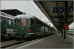 Nicht ganz stilecht, aber passend: der ex SBB BDT ergnzt den MThB ABDe 4/4 zum Pendelzug.