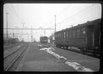 SBB Altbauwagen: An einem kalten 28.Februar 1969 steht der alte B 20-03 297 in Stein-Sckingen, am Schluss eines damals noch existierenden Zuges von dort nach Winterthur.