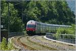 Der bekannte Rümlinger Viadukt aus einer eher ungewohnten Perspektive, aber immerhin als intersannes Bild, dass zeigt, dass der Viadkukt in einer Kurve liegt.