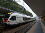   Der vierteilige Stadler FLIRT ETR 524 203 (RABe 524 203) der Trenord und TiLo erreicht am 03.11.2019 als S 10 (Bellinzona–Lugano–Chiasso–Como) den Endbahnhof Como San Giovanni.