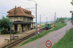 Im Anschluss an Stefans schöne Bilder der französischen Station Leymen hier noch eine ältere Aufnahme:  Halte, Douane  - Grenze! Ein Tramzug der damaligen Linie 17 mit BLT Be4/6 257 und