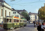 Die beiden Vierachsanhänger 311 und 312 aus Bern von 1933: Der nun zum Speisewagen umgebaute 312 am Steinenberg in Basel, 25.Oktober 1982.