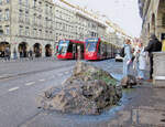 Bern mit schmelzendem Konfetti-Schneehaufen.