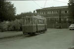 Die ehemalige Tramlinie 1 in Bern im Raum Brückfeld: Anhänger 225 (Baujahr 1935, hinter Motorwagen 147) in der Endhaltestelle Brückfeld.