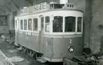 fribourg-2/543058/tramways-de-fribourg---beim-d233pot Tramways de Fribourg - beim Dépot Pérolles im Jahre 1963: Wagen 2 (Serie 1 - 4, Baujahre 1897/8). 
