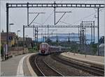 150-lausanne-genve/758874/zwei-sncf-coradia-polyvalent-r233gional-tricourant Zwei SNCF Coradia Polyvalent régional tricourant als Léman Express nach Coppet erreichen Versoix. 

28. Juni 2021