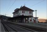 223-neuchtel-8211-la-chaux-de-fonds-8211-le-locle/771568/bahnhof-mit-unglaublichem-alpenblick-les-hauts-geneveys Bahnhof mit unglaublichem Alpenblick. Les Hauts-Geneveys. Februar 2022.