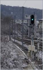Grenzverkehr: Das französische Ausfahrsignal in Delle zeigt wie das Kombinierte Schweizer Signal in Boncourt FREIE FAHRT.