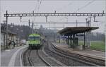 Kurz darauf erreicht der in Lyss gestartet Anschlusszug nach Büren den Bahnhof von Busswil. 

18. April 2021