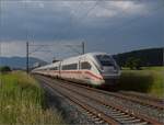 450-olten-8211-bern/816281/fernverkehrstag-auf-der-altstreckevia-burgdorf-gibt Fernverkehrstag auf der Altstrecke.

Via Burgdorf gibt es zumeist nur noch Güterverkehr, Nahverkehr und überregionale Züge nach Bern. Der dreizehnteilige ICE 4, Zug 9452 bei Bettenhausen. Juni 2023.