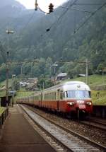 600-luzernzug-chiasso-gotthardbahn/351383/im-mai-1980-faehrt-ein-rae Im Mai 1980 fährt ein RAe TEE II als TEE 'Gottardo' auf dem Weg nach Mailand nach Zürich durch Intschi