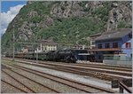 Die C 5/6 2978  Elefant  erreicht mit ihrem SRF  Schweiz aktuell am Gotthard  den Bahnhof Bodio.
28. Juli 2016 
