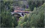 Ein SOB RABe 526  Traverso  ist als  Treno Gottardo  auf oberen Meienreussbrücke unterwegs.

12. Okt. 2023