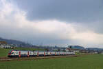 An der Strecke Zug - Zürich via Affoltern am Albis: Zug 511 060 der S5 kommt von Mettmenstetten her.