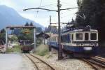 120-montreux-zweisimmen-lenk-im-simmental/482810/der-bde-44-3005-oder-3006 Der BDe 4/4 3005 oder 3006 fährt im Juli 1983 in den Bahnhof Gstaad ein