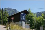 Haut-de-Caux, Endstation der Lokalzüge von Montreux, letzte Station des Verkehrsverbundes Mobilis und Heimat von Claude Nobs.