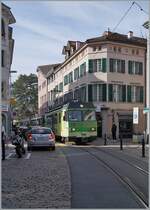 In der Altstadt von Aigle geht es immer wieder eng zu: der TPC A-L BDeh 4/4 312 ist mit ihrem Regionalzug nach Leysin unterwegs. 

9. Feb. 2026