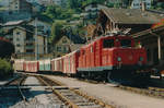 140-brig-visp-zermatt/546563/bvz-gueterzug-mit-der-hge-44 BVZ: Güterzug mit der HGe 4/4 12 bei einem Zwischenhalt in Stalden-Saas im Oktober 1987.
Foto: Walter Ruetsch