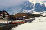 311312-kleine-scheidegg-junfraujoch/468514/mit-einem-zug-vom-jungfraujoch-erreicht Mit einem Zug vom Jungfraujoch erreicht BDhe 2/4 202 im Mai 1981 die Kleine Scheidegg
