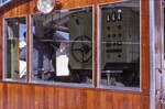Blick in den Führerstand der Jungfraubahn Rowan-Lok 6.