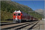 950-stmoritz-tirano-berninabahn/522420/der-rhb-bernina-bahn-abde-44-iii Der RhB Bernina-Bahn ABDe 4/4 III 51 mit einem Regionalzug in Bernina Suot.
13. Sept. 2016 