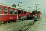950-stmoritz-tirano-berninabahn/694366/zwei-von-abe-44-iii-gefuehrte Zwei von ABe 4/4 III geführte Züge kreuzen sich in Alp Grüm. 

Analogbild vom Sept. 1993