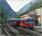 Zur Einweihung der  Allerga  ABe 8/12 verkehrten am diesem Wochenende die neuen Triebzüge für Publikumsfahrten und teils in Planzügen zwischen Poschiavo und Tirano. Das Bild aus Campocologno zeigt zwei sich hier kreuzende ABe 8/12. 

8. Mai 2010