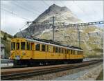 Die beiden Bernina Bahn ABe 4/4 30 und 34 sind bei Bernina Lagalb auf dem Weg in Richtung St. Moritz. 

17. Sept. 2009
