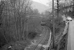 Ferrovia Lugano - Tesserete: Triebwagen 2 verlässt Tesserete Richtung Lugano, 5.April 1966.