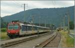 Zwischen Buttes und Neuchtel teilen sich SBB und TRN (RTV) den Verkehr, hier nun ein Colibri-NPZ als Regionalzug nach Neuchtel.