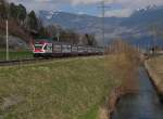 Auf der Fahrt von Chur über St. Gallen nach Wil wird der Rheintal-Express RE 3828 in Kürze Trübbach passieren (16.03.14).