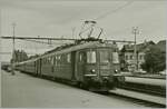 Der SBB RBe 4/4 1432 erreicht mit seinen Regionalzug 7242 sein Ziel Aarau.