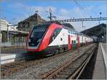 Der SBB RABe 502  Stadt St.Gallen  ist als IR 15 auf dem Weg von Luzern nach Genève Aéroport und konnte beim Halt in Lausanne fotografiert werden.