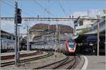 In Lausanne wartet ein SBB RABe 502  Twindexx  auf die Abfahrt nach Palézieux, (statt Luzern, Baustellenbedingt). 

8. Juni 2025