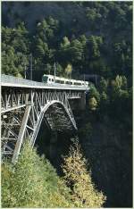 Ein  Ltschberger  auf der Bietschtalbrcke (BLS Sdrampe) am 13.