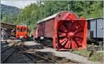 abe-44-i-rhb-bernina/846929/der-sehr-schoen-hergerichtete-rhb-abe Der sehr schön hergerichtete RhB ABe 4/4 I 35 wurde in der Saison 2023 eher sparsam eingesetzt, der Grund dafür zeigt das folgende Bild: Denn nicht nur äusserliche, sondern auch im mechanischen Teil benötiget der Bernina Bahn Triebwagen eine Auffrischung. 

Chaulin, den 5. August 2023