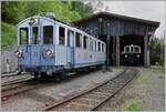 MOB BCFe 4/4 N° 11 von 1905 (SIG / EGA) und FZe 6/6 N° 2002 von 1932 (SIG / BBC) heute beide im Besitz der Blonay-Chamby Bahn, in Chaulin.