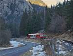 Zwischen le Ch�telard Frontiere und Vallorciene ist der TMR BDeh 4/8 21 als Regionalzug R 85 auf dem Weg von Martigny nach Vallorcine und verkehrt hier auf dem franz�sischen Streckenabschnitt mit Energiezufuhr durch die Stromschiene. 

26. Dez. 2025 