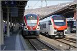  Fernverkehr  auf der Train de Vignes Strecke: der fr den Fernverkehr beschaffte SBB Flirt3 RABe 523 503  Mouette  (RABe 94 85 0 523 503-6 CH-SBB) wartet als S7 in Vevey auf die Abfahrt nach Puidoux;