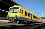 Der SBB RABe 560 131  Train des Vignes   steht in Vevey. Die Sonderlackierung stand dem NPZ sehr gut, schade, dass beim Umbau zum  Domino  diese nicht beibehalten wurde.

9. August 2008

