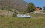 Da der schöne Triebwagen gleich hinter der Kurve verschwinden wird noch ein letztes Bild des  Association ASD 1914 BCFe 4/4 in den Rebbergen oberhalb von Aigle. 

2. Nov. 2024