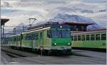 Der BDeh 4/4 311 mit Bt 361 als R 70 336 nach Leysin wird in Kürze abfahren.