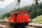 Am 20 Mai 2002 tfft BLS 225 041 durch Kandersteg.