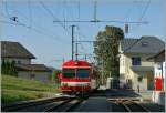 Der CJ Regionalzug 237 fhrt in La Ferrire ein.