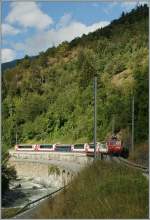 Glacier Express 902 zwischen Mrel und Betten Talstation.